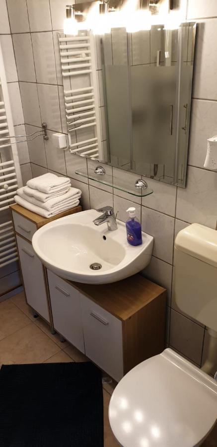 Apartments And Rooms Ivana Krk Town Exterior foto