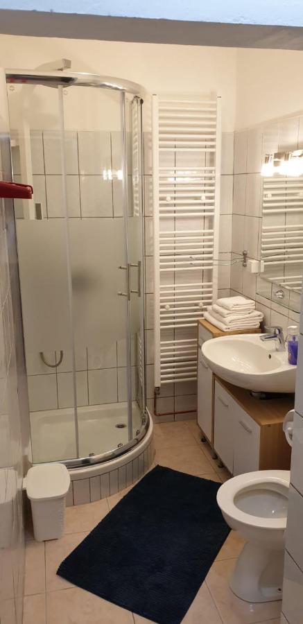 Apartments And Rooms Ivana Krk Town Exterior foto