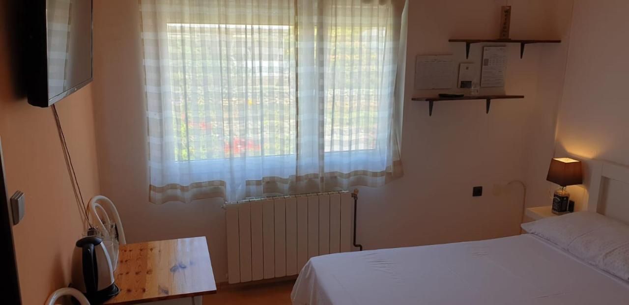 Apartments And Rooms Ivana Krk Town Exterior foto