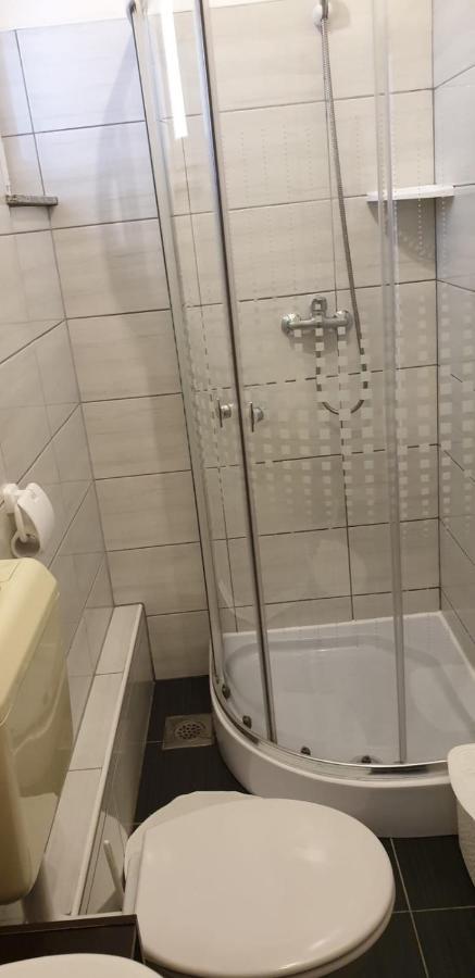 Apartments And Rooms Ivana Krk Town Exterior foto