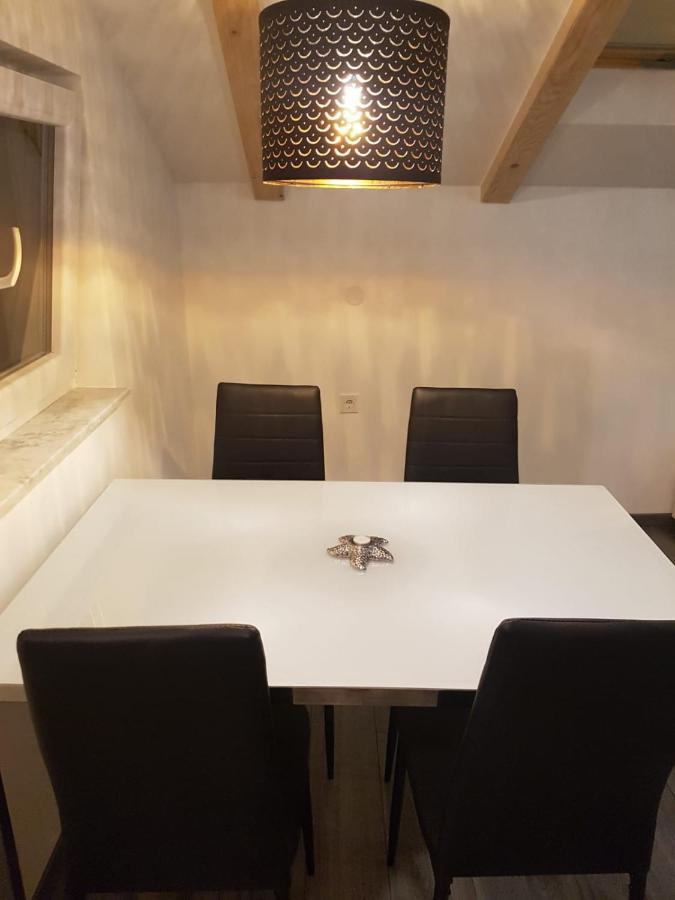 Apartments And Rooms Ivana Krk Town Exterior foto