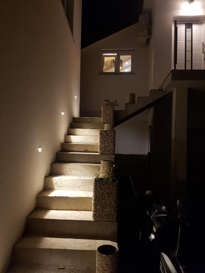 Apartments And Rooms Ivana Krk Town Exterior foto